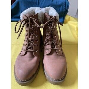 Ladies Nautica Ankle Boots Size 9.5 Used In Excellent Condition